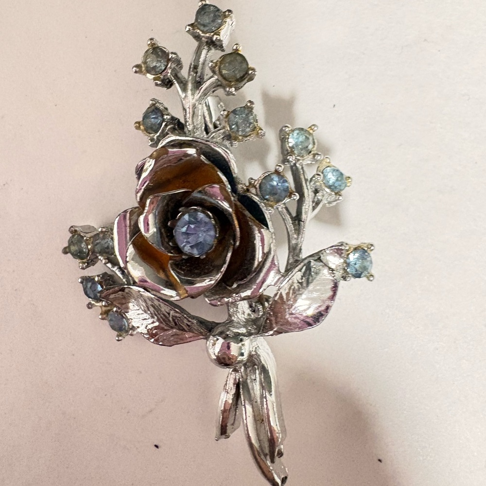 Vintage Silver tone and Blue rhinestone Floral Brooch